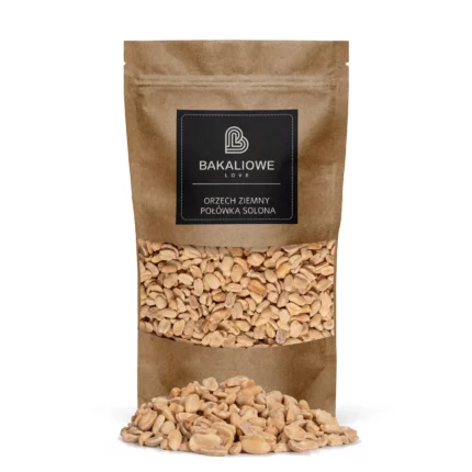 Orzech ziemny połówka solona